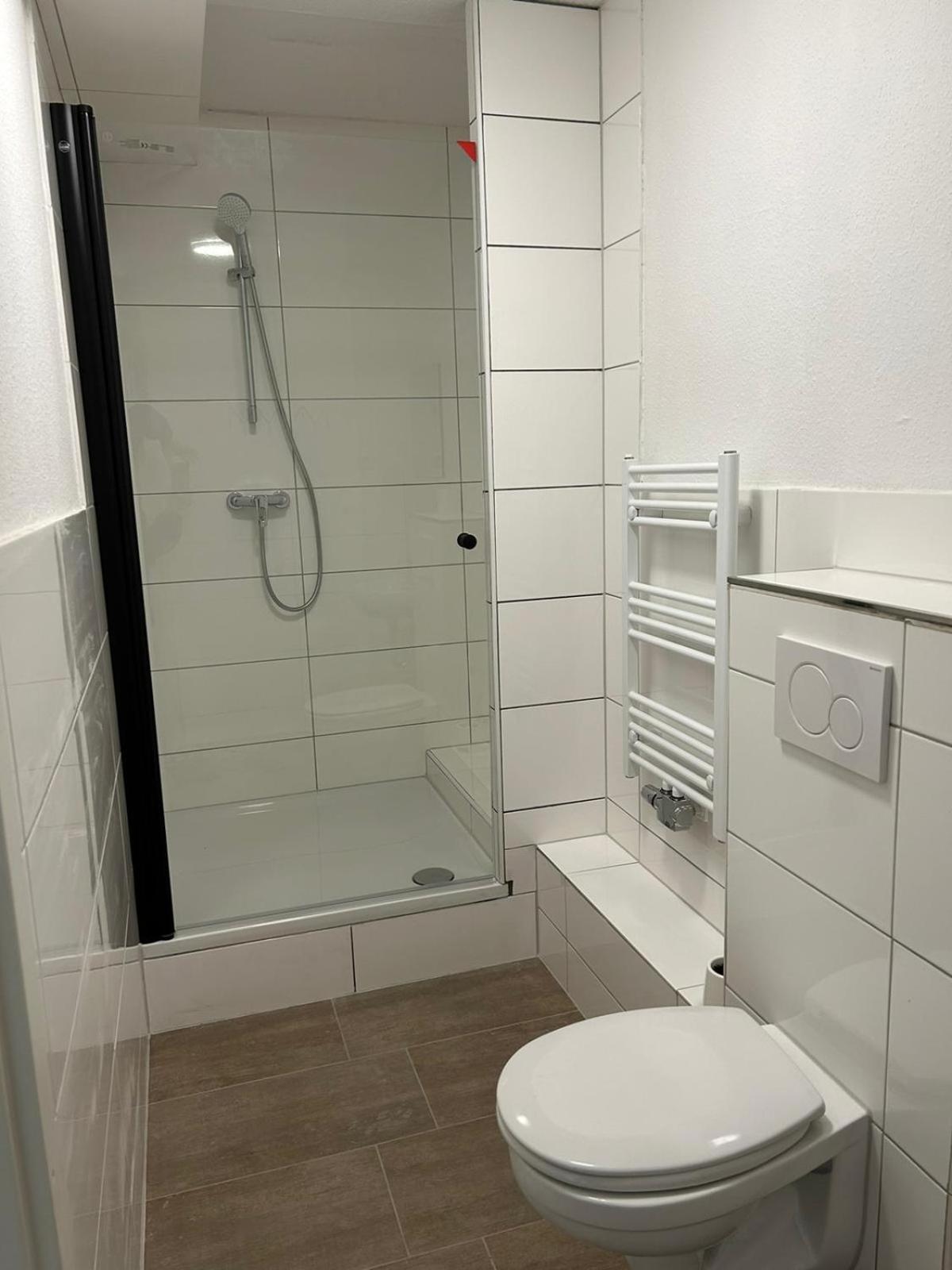 Expresszimmervermietung Duisburg Ngoại thất bức ảnh